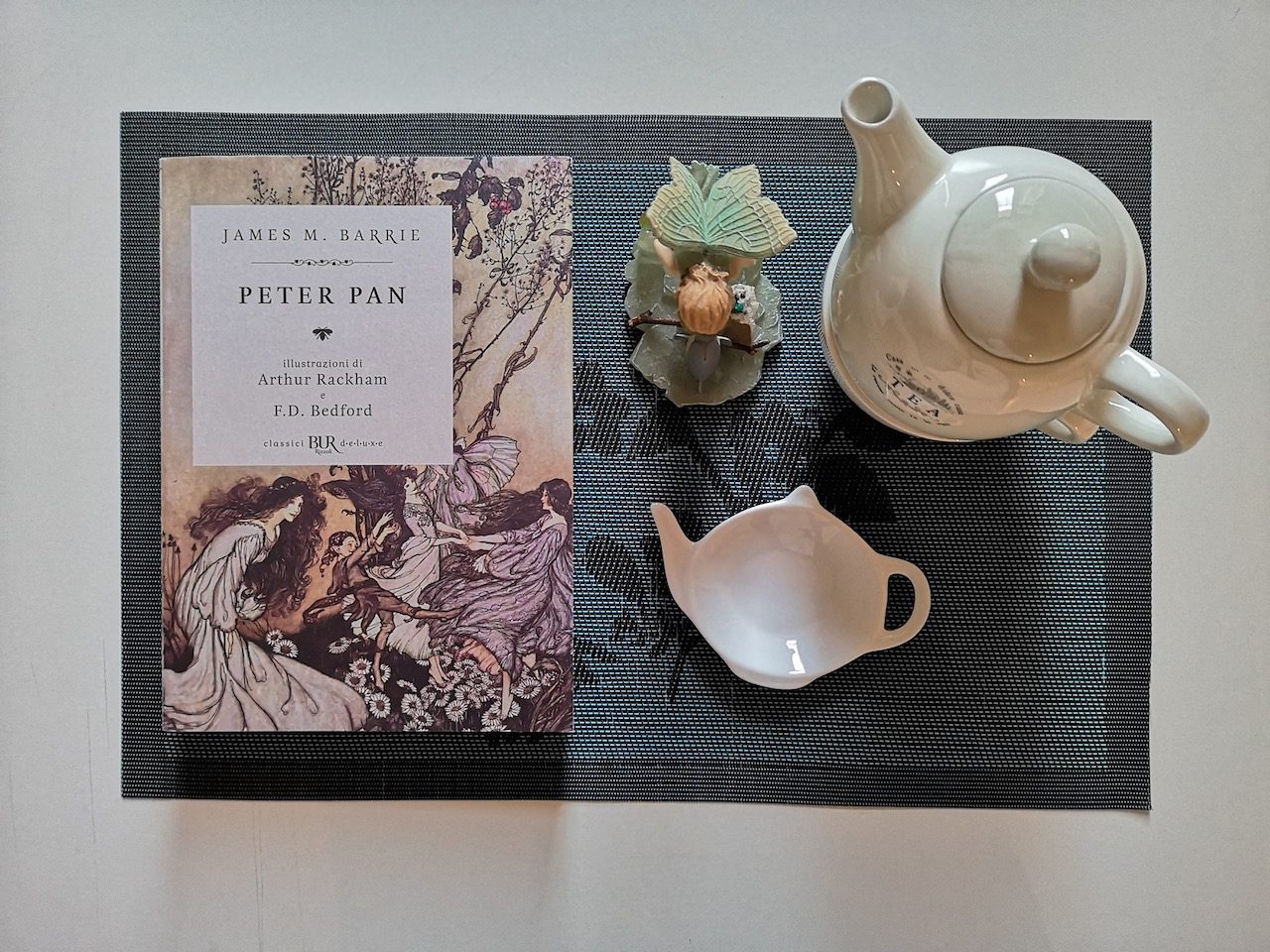 Peter Pan e il tè
