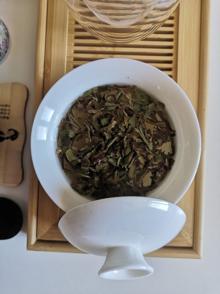 Jun Chiyabari White Tea